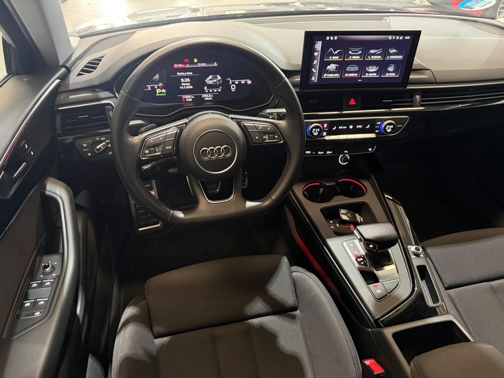 Foto 18 AUDI A4 35 TDI S LINE