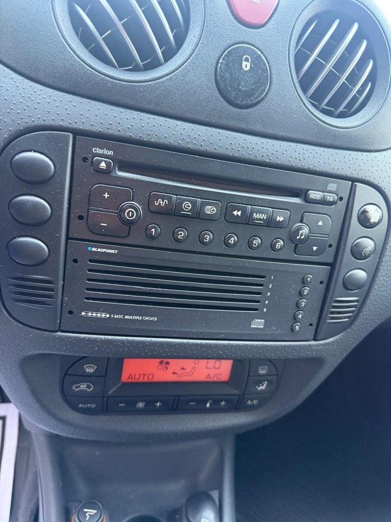 Foto 18 CITROËN C3 1.4 HD