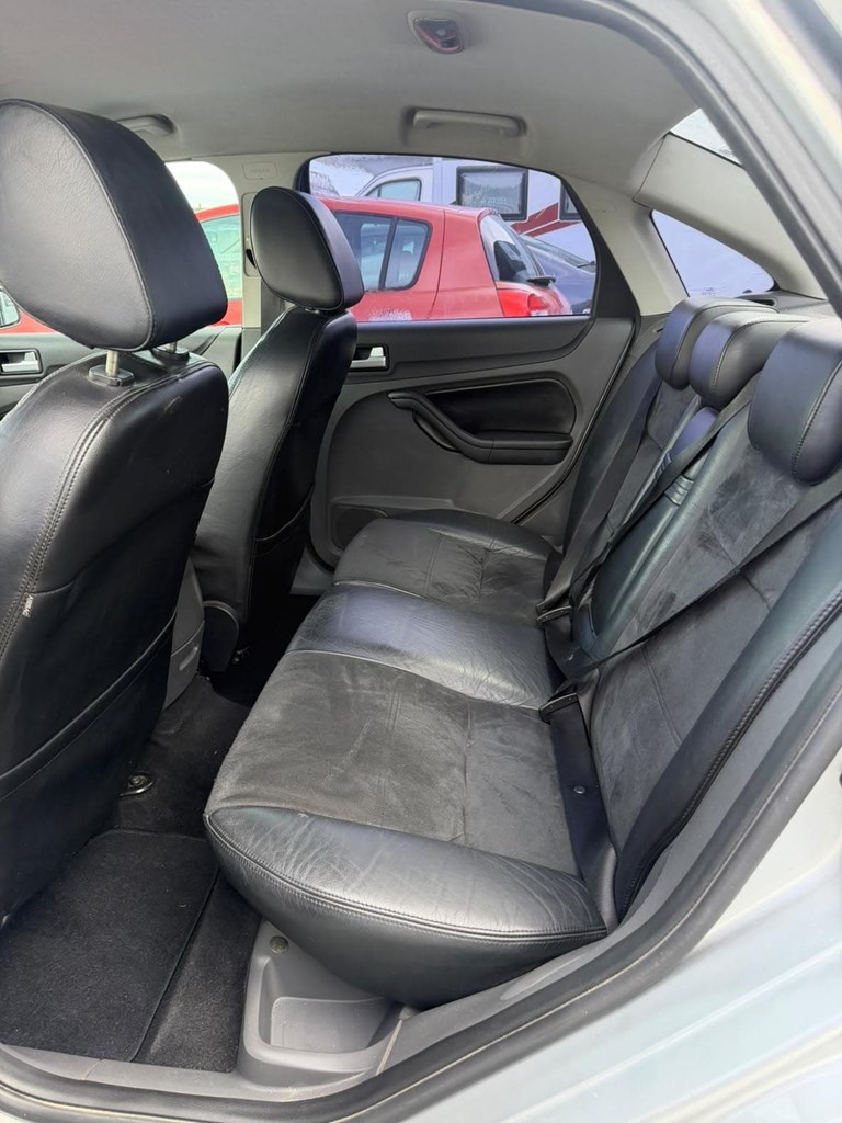Foto 11 FORD FOCUS 1.8 TDCI 