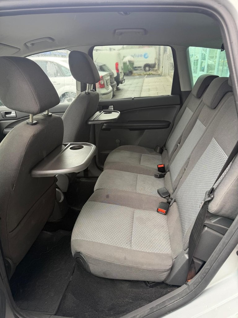 Foto 10 FORD FOCUS C-MAX 1.6 TDCI