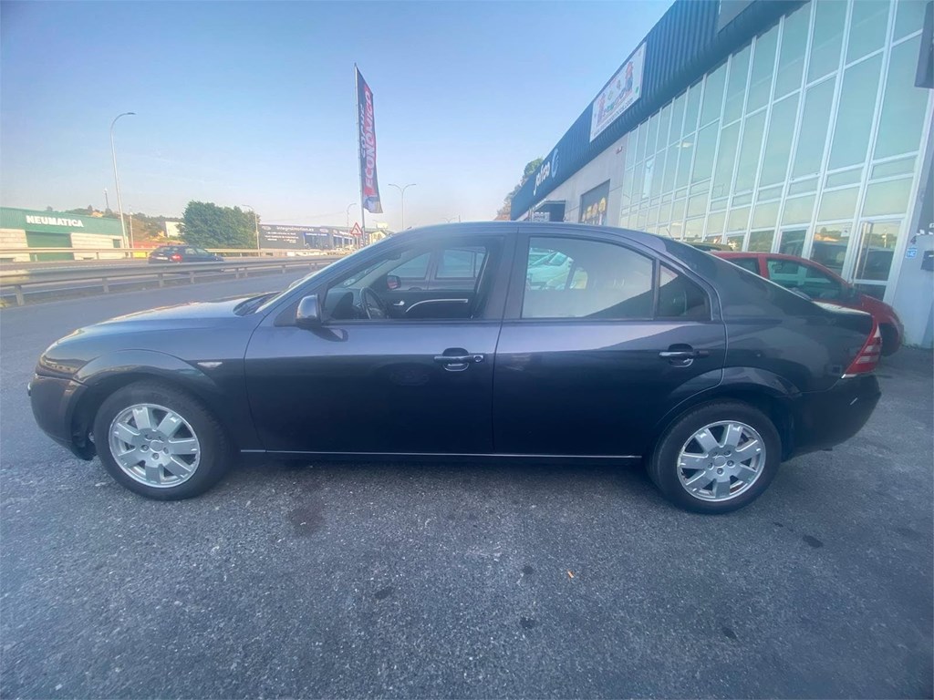 Foto 9 FORD MONDEO FUTURA 2.0 TDCI