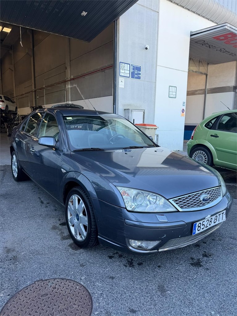 Foto 1 Ford Mondeo Titanium