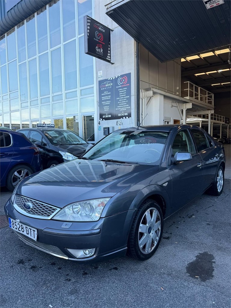 Foto 2 Ford Mondeo Titanium