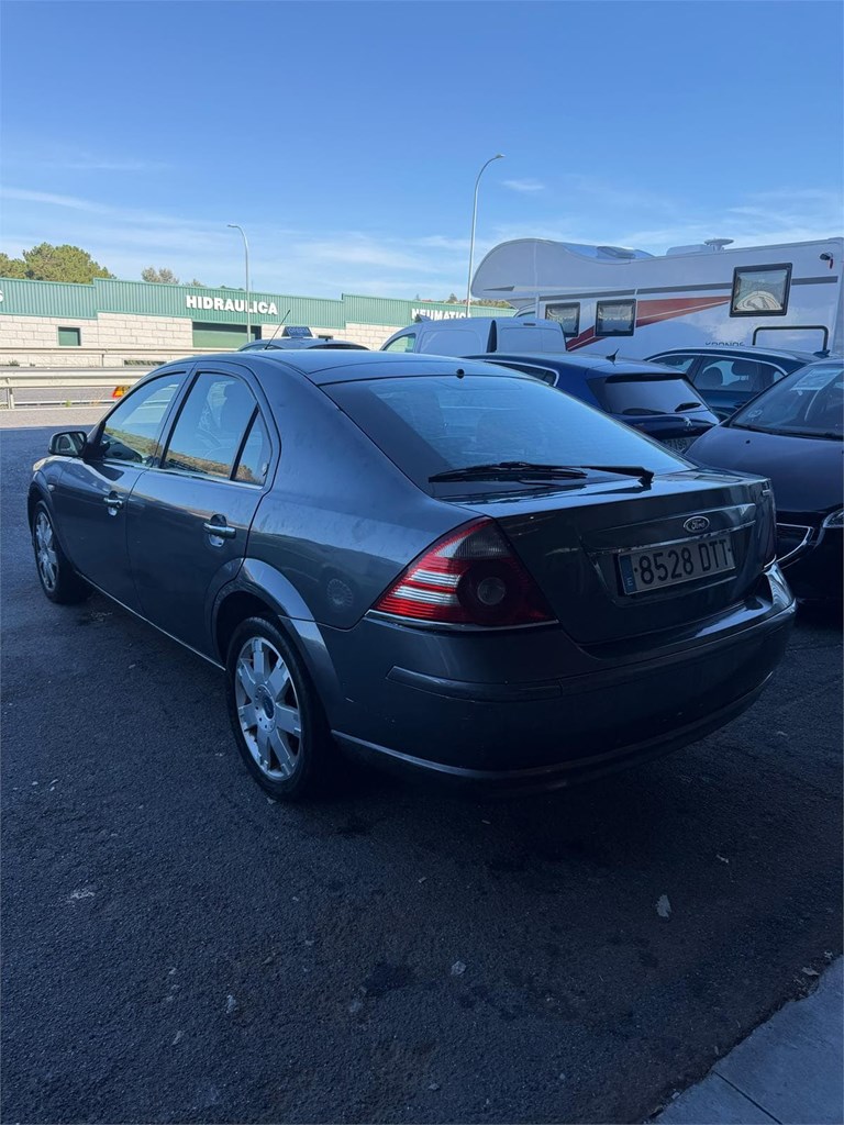 Foto 4 Ford Mondeo Titanium