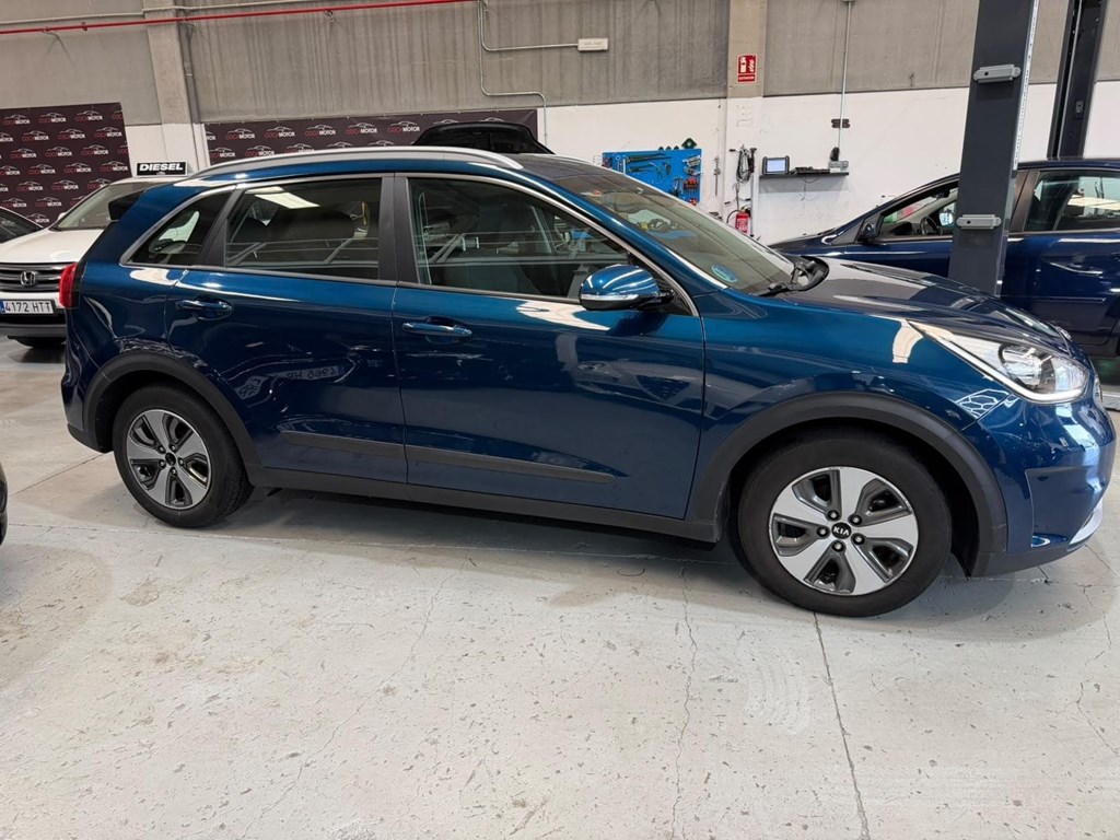 Foto 5 KIA NIRO HÍBRIDO 141 CV · AUTOMÁTICO · 2018