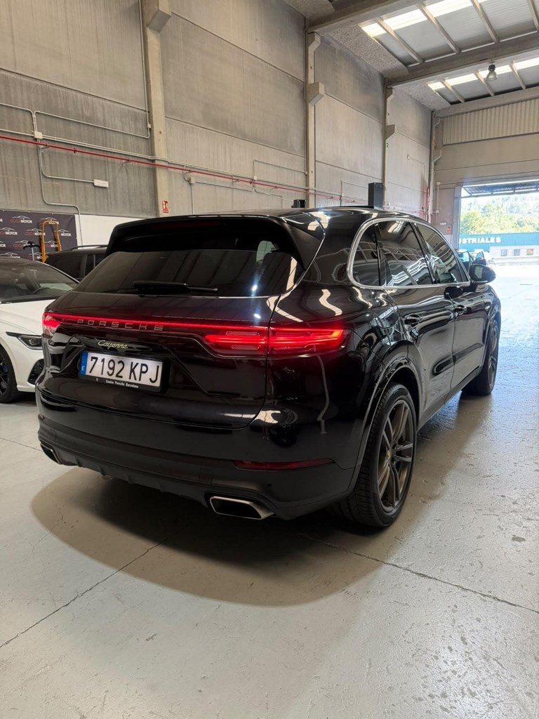 Foto 6 PORSCHE CAYENNE E-HYBRID 