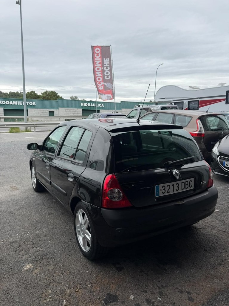 Foto 7 RENAUL CLIO 1.5 DCI