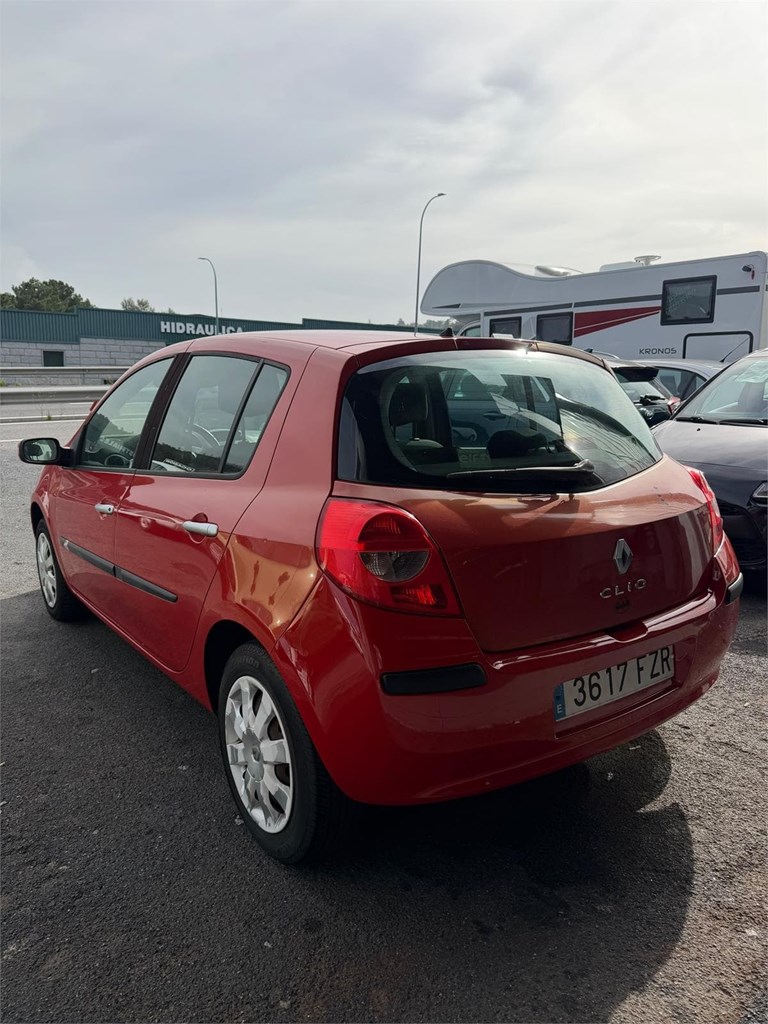 Foto 11 RENAULT CLIO 1.5 dCi 85 CV 