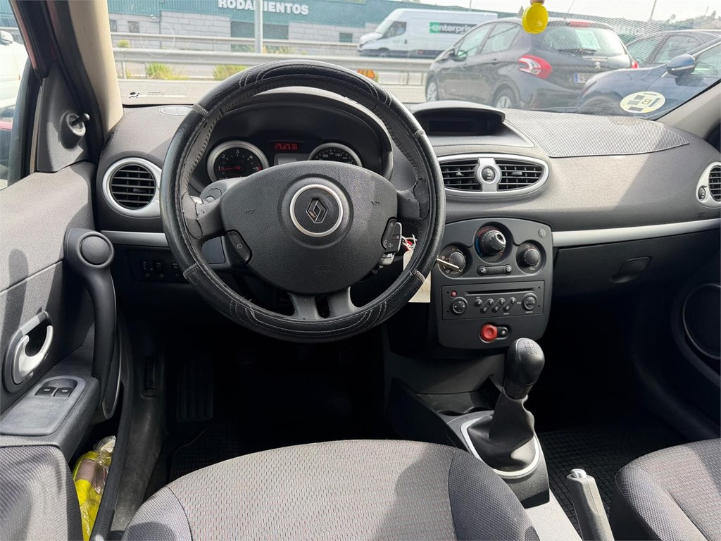 Foto 16 RENAULT CLIO 1.5 dCi 85 CV 