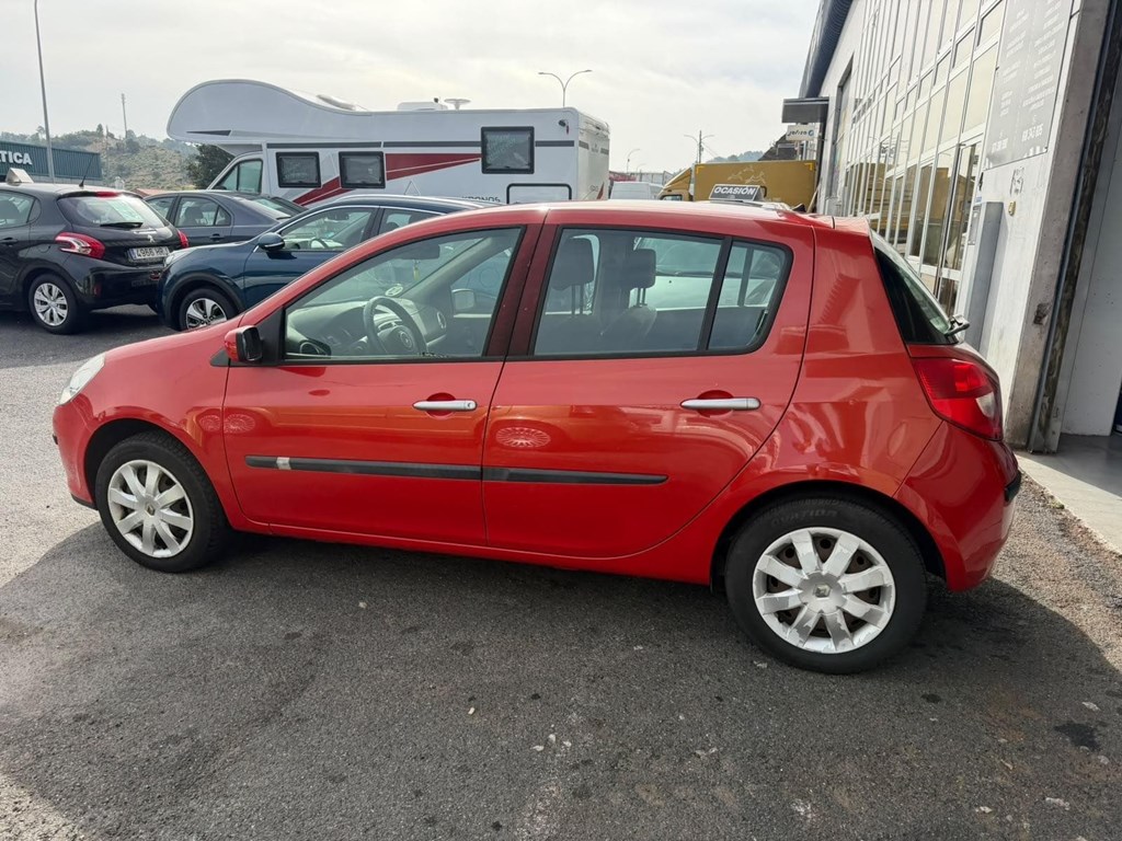 Foto 4 RENAULT CLIO 1.5 dCi 85 CV 