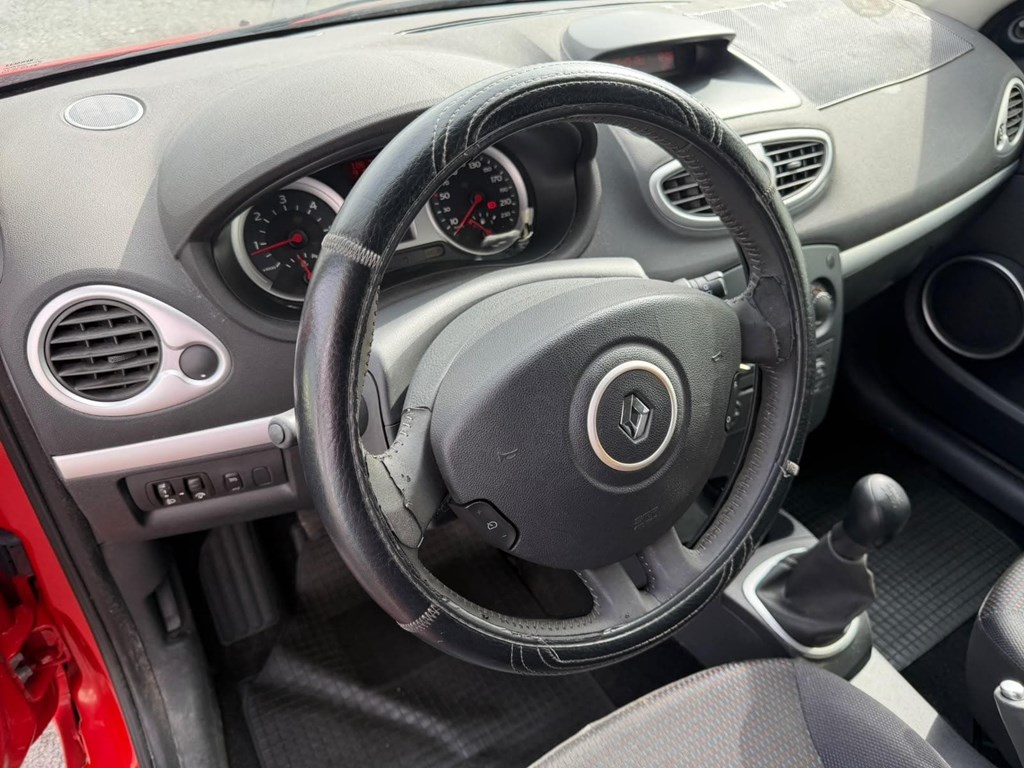 Foto 9 RENAULT CLIO 1.5 dCi 85 CV 