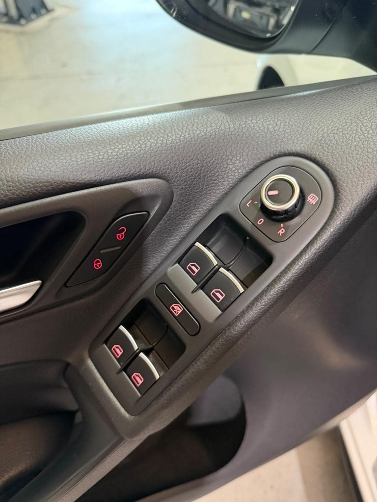 Foto 19 VOLKSWAGEN GOLF VI GTI C – 210 CV