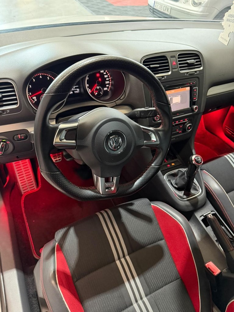 Foto 22 VOLKSWAGEN GOLF VI GTI C – 210 CV