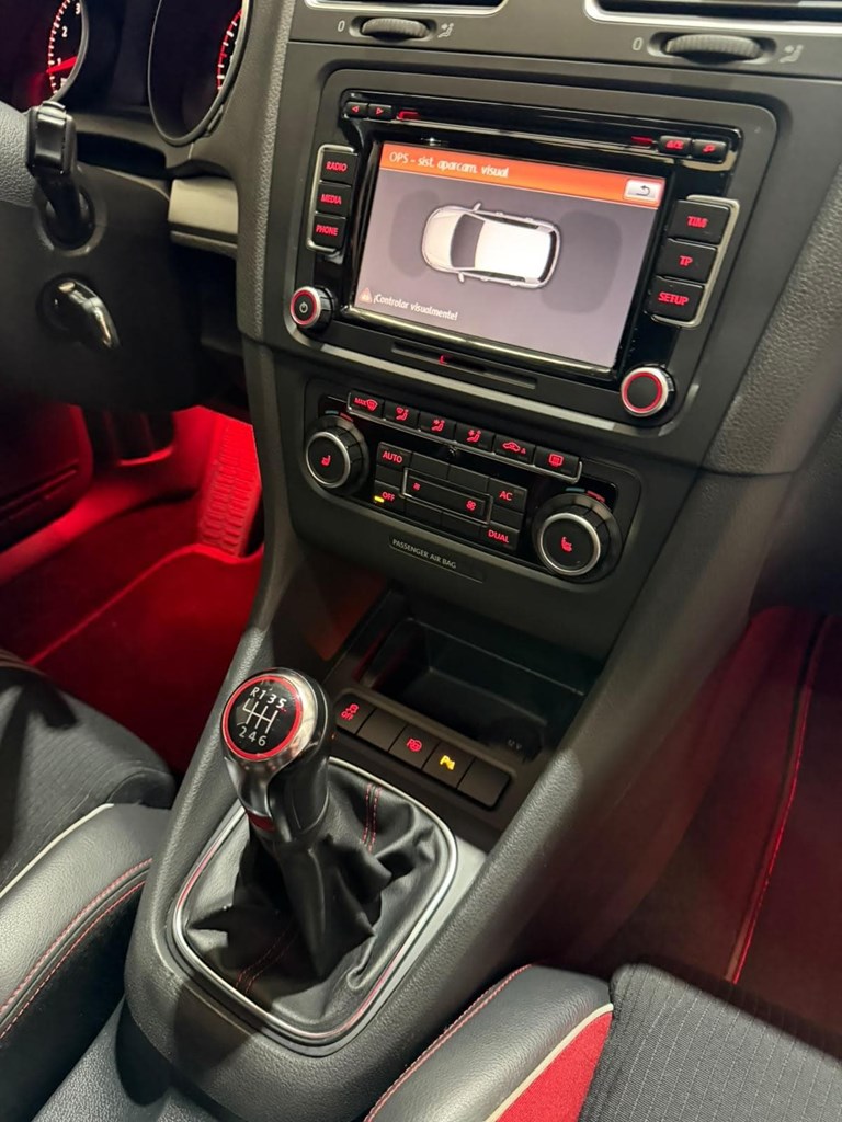 Foto 25 VOLKSWAGEN GOLF VI GTI C – 210 CV